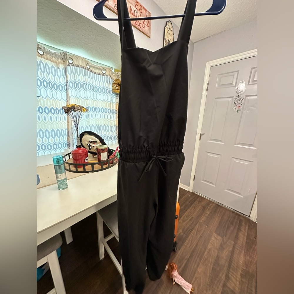 Albion pantsuit size medium